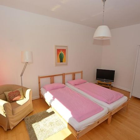 Moderne Ferienwohnung Deichstrasse Hennef  Zimmer foto